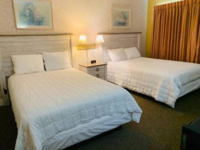*DELIGHTFUL COZY BEACH RETREAT*Pool, Steps to the Sand*H32
